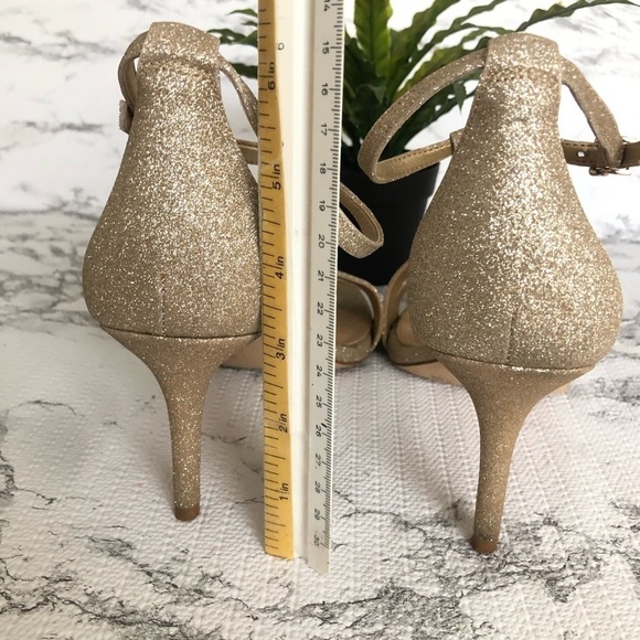 Gianna Bini Shaylinn Sandgold Strappy Glittery Heels Size 9.5 - Picture 10 of 13